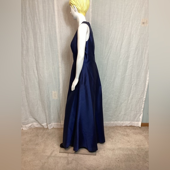 Alfred Sung Formal Dress - SIze: 16 - Picture 4 of 8